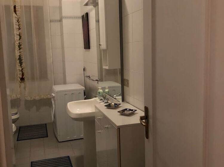 민박 Gabbiano Bianco