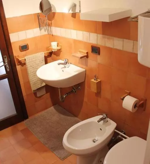 ベッドアンドブレックファースト Malta & Tufo