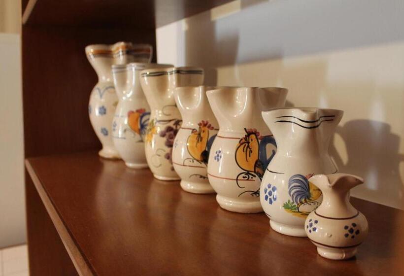 تختخواب و صبحانه Malta & Tufo