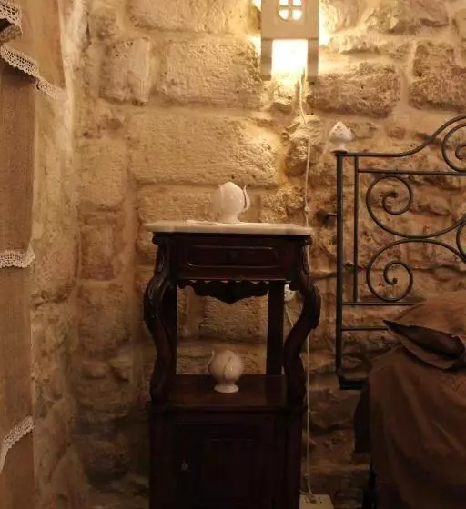 ベッドアンドブレックファースト Malta & Tufo