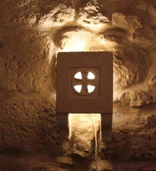 تختخواب و صبحانه Malta & Tufo