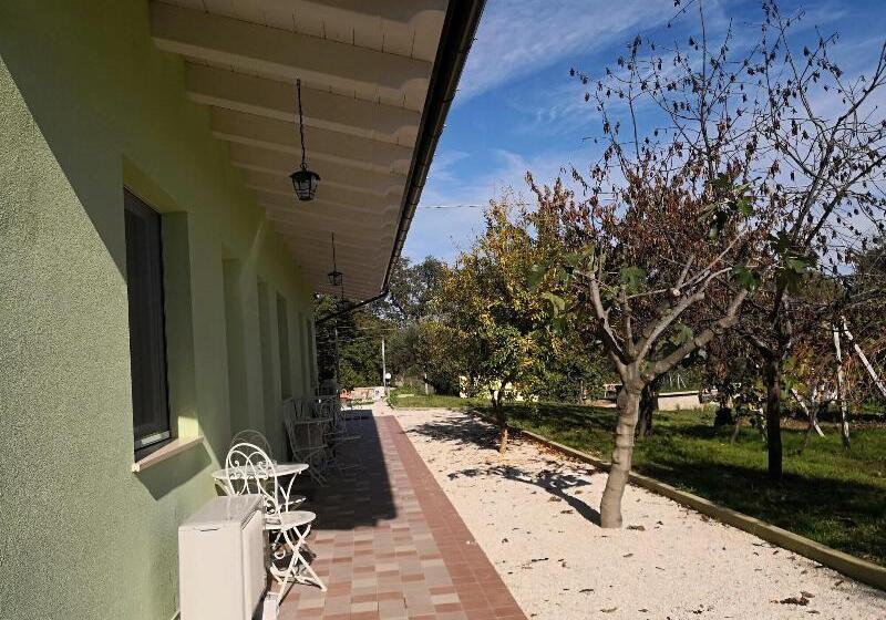 住宿加早餐  Marimà