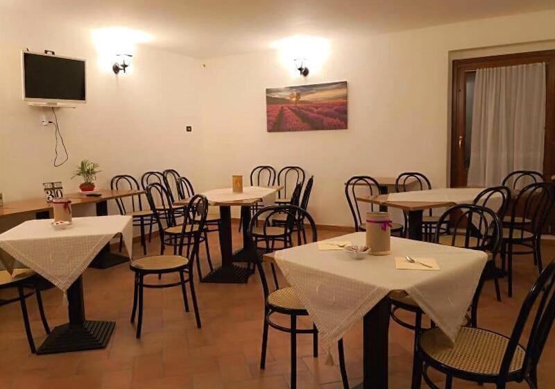 住宿加早餐  Marimà