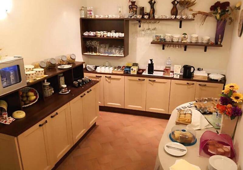 住宿加早餐  Marimà