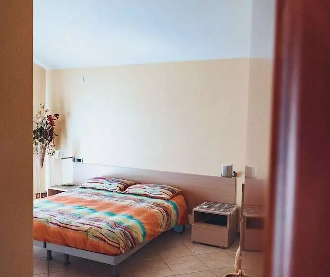 Aamiaismajoitus (B&B) S Abba  E Su Mare