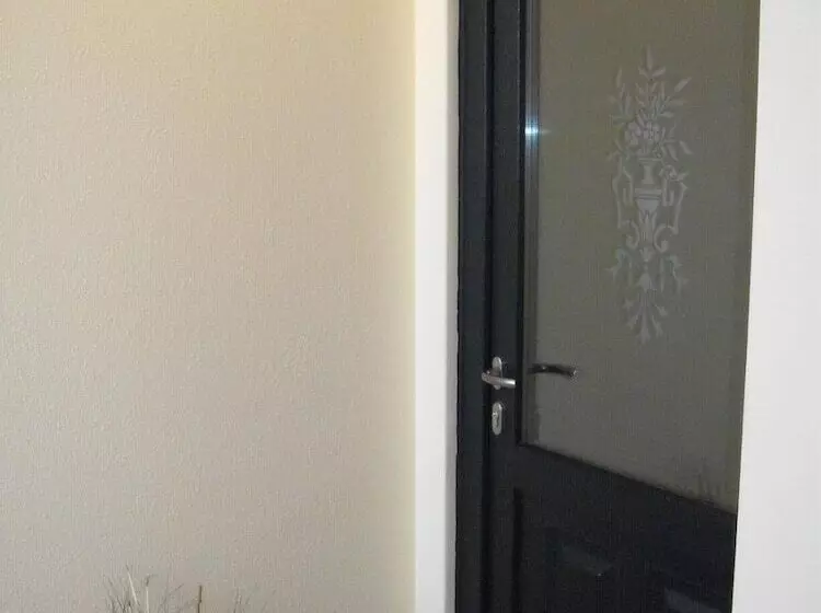 Aamiaismajoitus (B&B) S Abba  E Su Mare