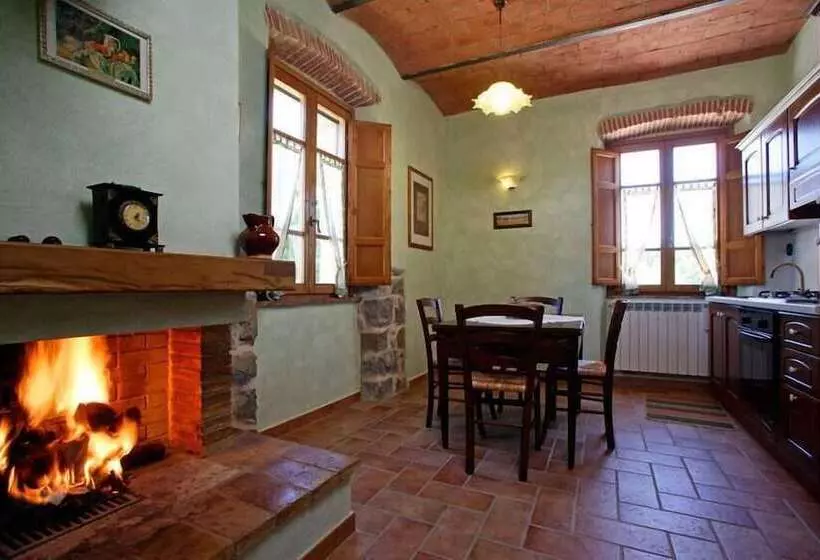 田舎風ホテル Agriturismo D  Epoca La Marianella