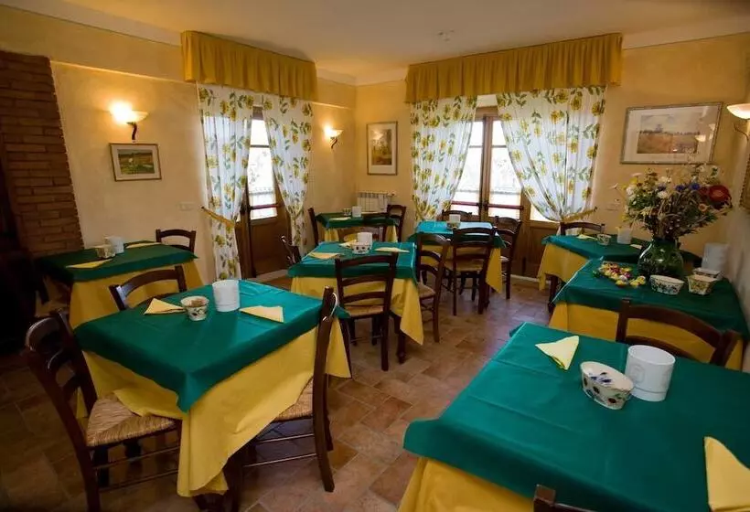 田舎風ホテル Agriturismo D  Epoca La Marianella