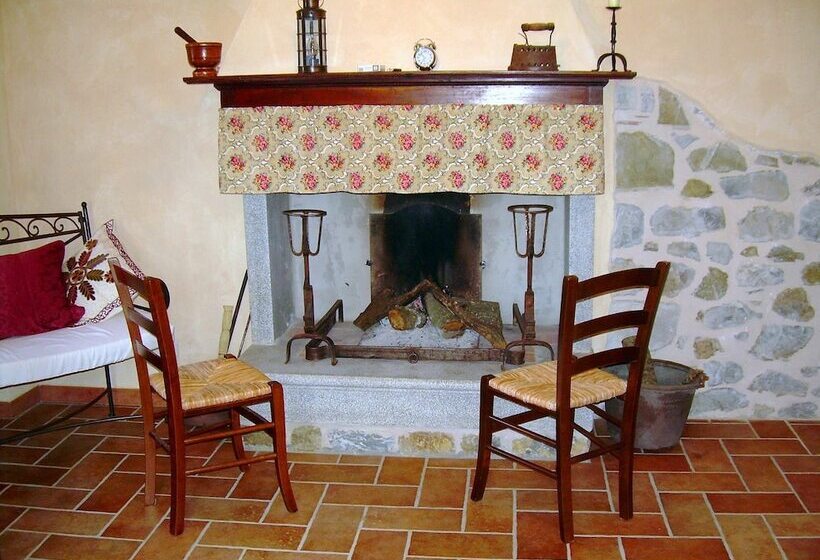 فندق ريفى Agriturismo D Epoca La Marianella