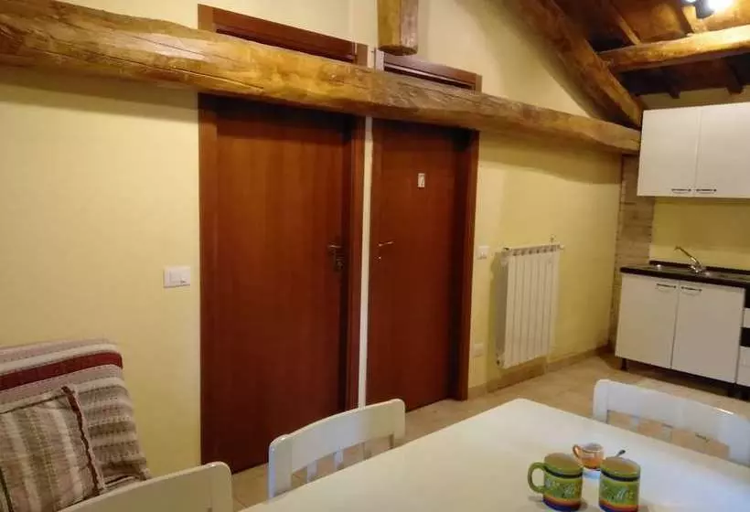 田舎風ホテル Agriturismo Fattoria Didattica I Due Mondi