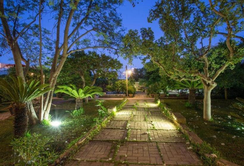 B&b Giardino Nascosto Taviano