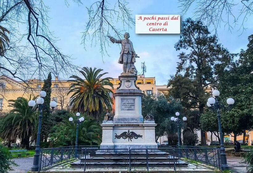 تختخواب و صبحانه Caserta Deluxe