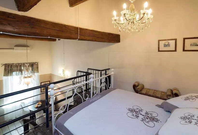 تختخواب و صبحانه Caterina Residenza