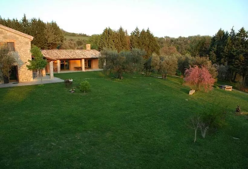 هتل روستایی Agriturismo Acquaviva Todi