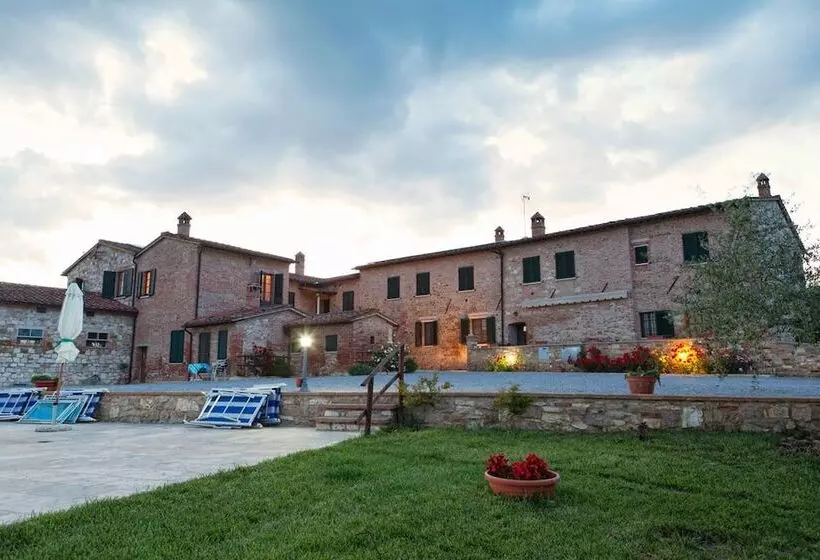 田舎風ホテル Agriturismo L Antico Ritrovo