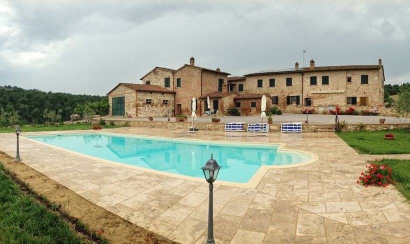 בית מלון כפרי Agriturismo L Antico Ritrovo