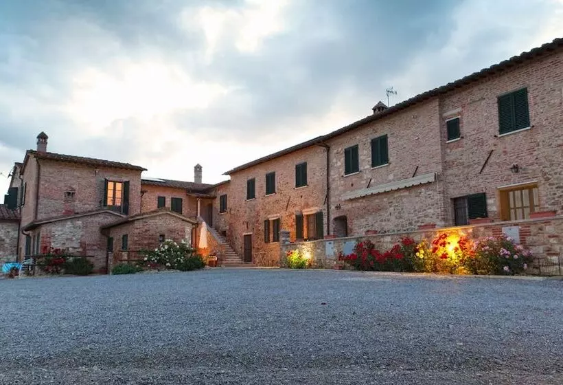 田舎風ホテル Agriturismo L Antico Ritrovo