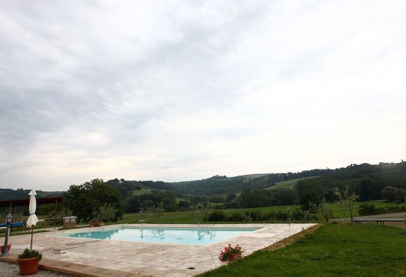 בית מלון כפרי Agriturismo L Antico Ritrovo