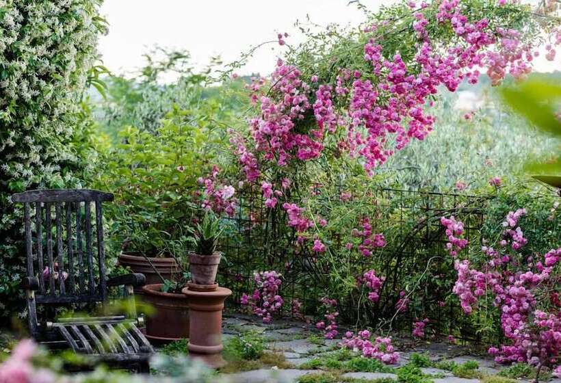 پانسیون Le Scalette