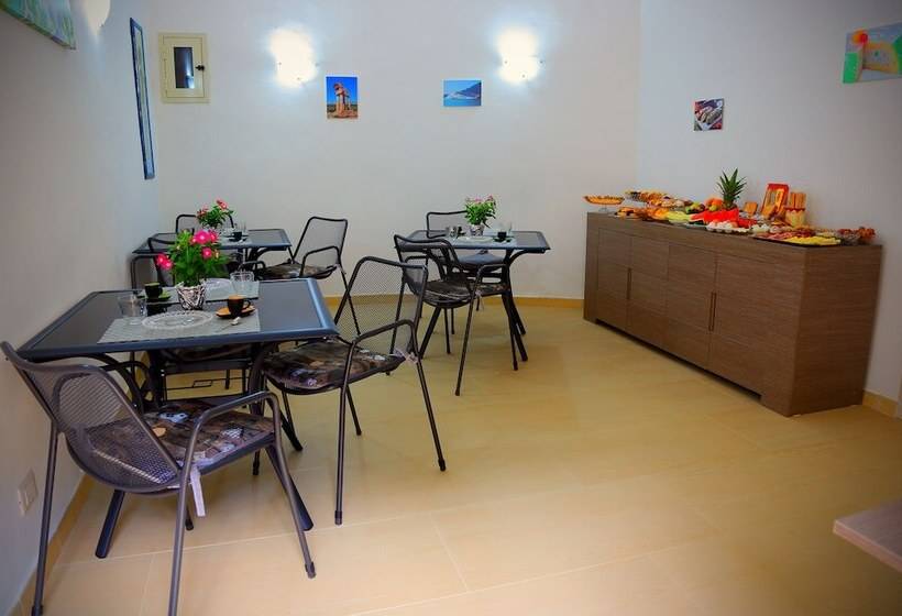 B&b Il Melograno Antico Con Terrazza E Giardino