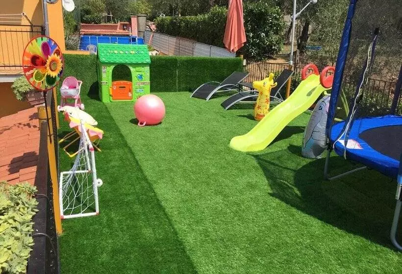 ペンション Guesthouse Perfect Station