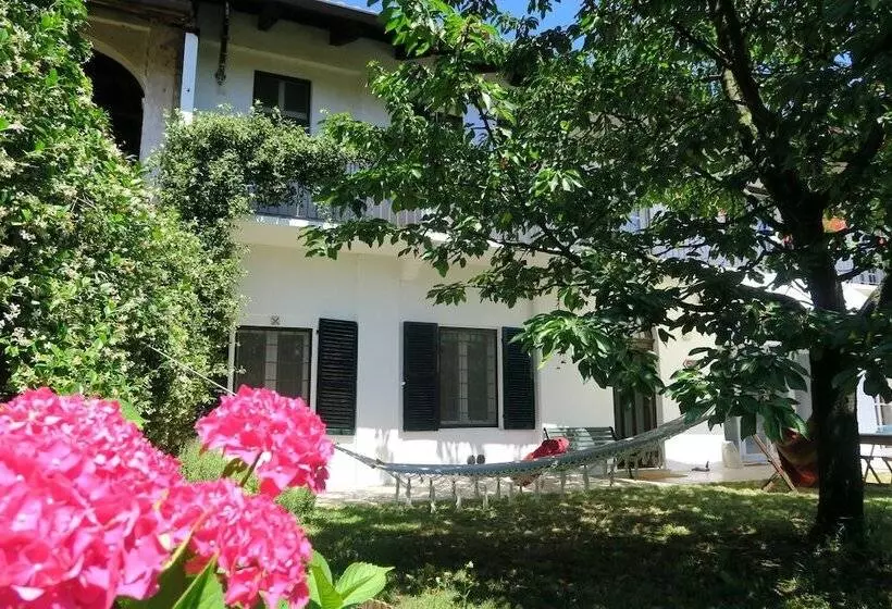 Aamiaismajoitus (B&B) Casa Del Movimento Lento   Guesthouse