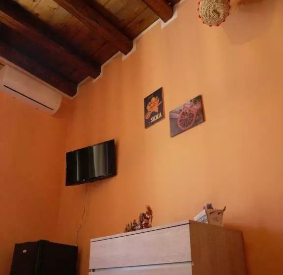 ベッドアンドブレックファースト A Vanedda