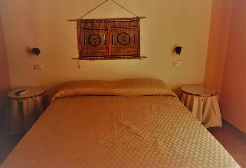 ベッドアンドブレックファースト A Vanedda