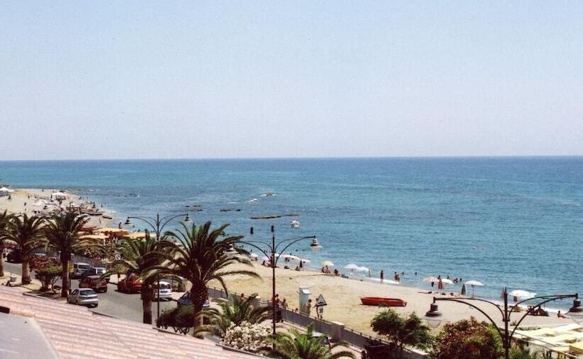 Bed And Breakfast Sunrise