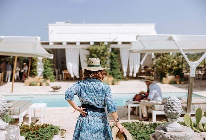 مبيت وإفطار Tenuta Del Lauro