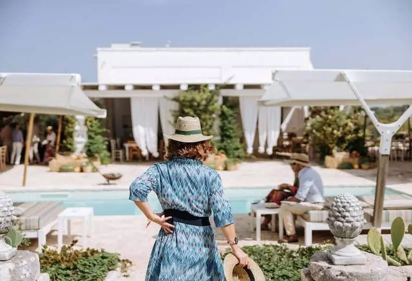 Aamiaismajoitus (B&B) Tenuta Del Lauro