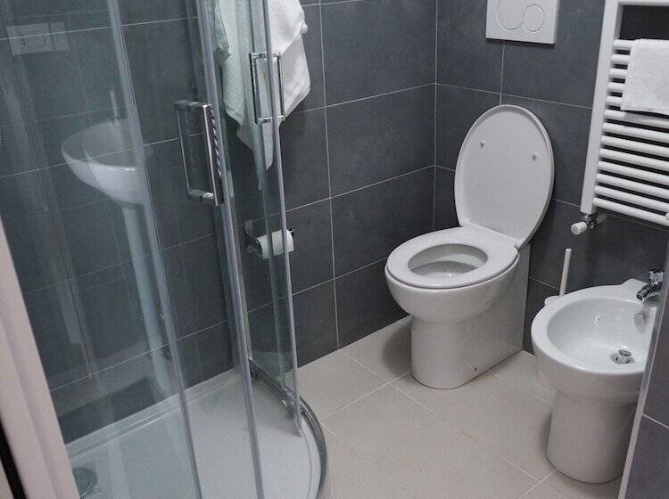 פנסיון Berzuaia