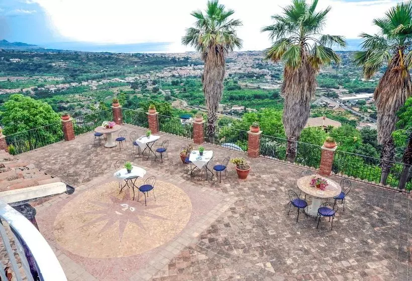 Majatalo La Casa Rosa