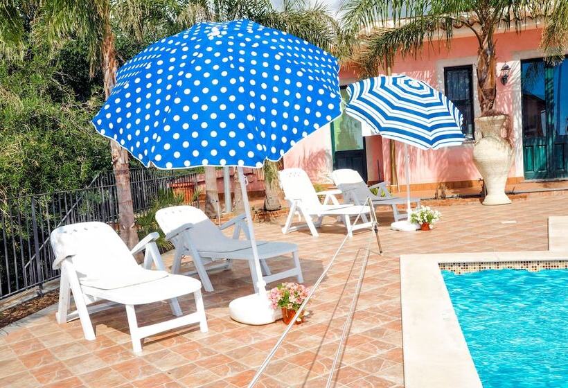 پانسیون La Casa Rosa