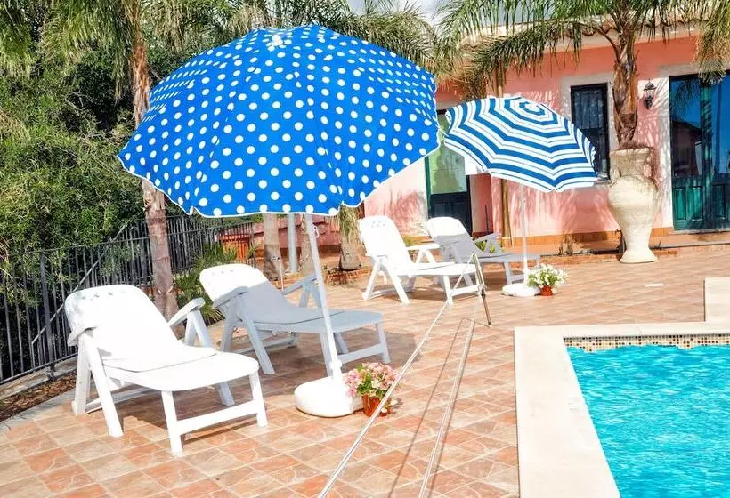 Majatalo La Casa Rosa