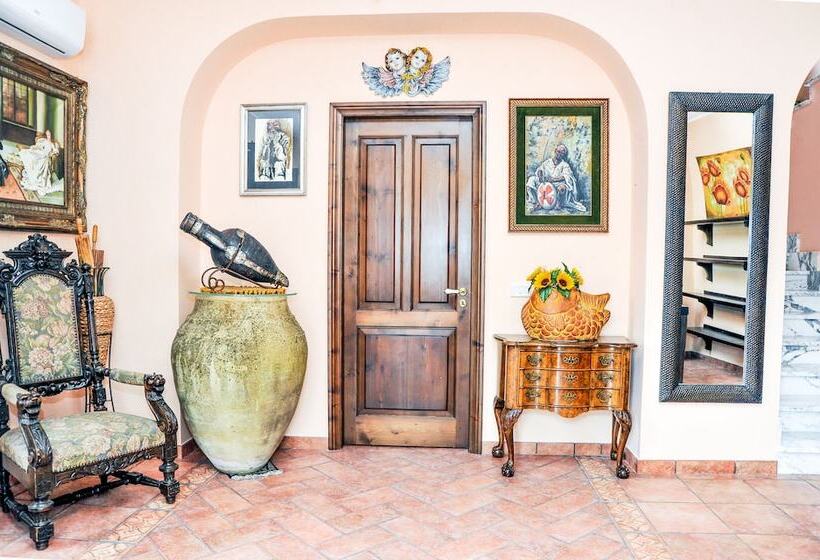 پانسیون La Casa Rosa