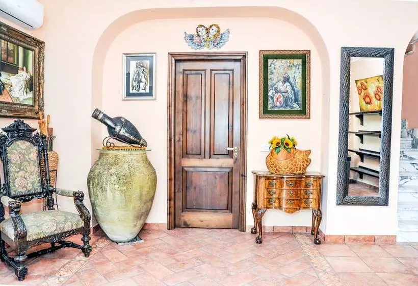 Majatalo La Casa Rosa