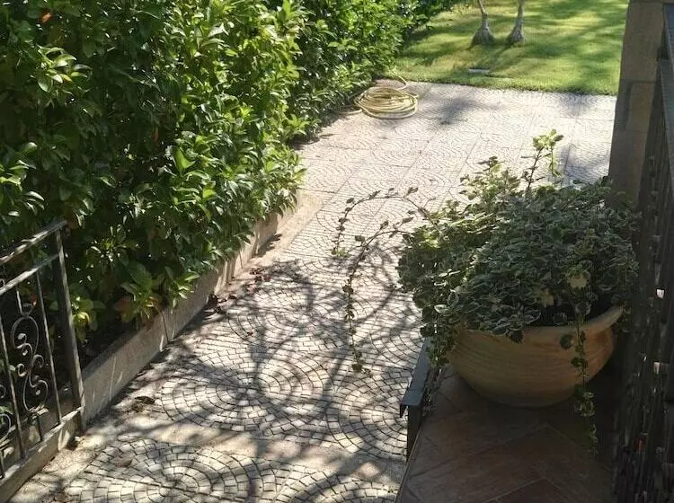 Majatalo Villa Emy
