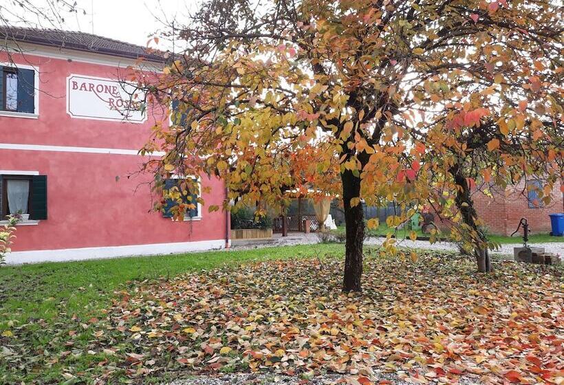 تختخواب و صبحانه Barone Rosso