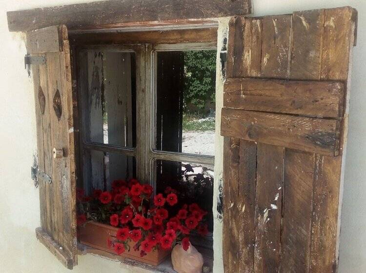 Bed and Breakfast Casa Hobbit