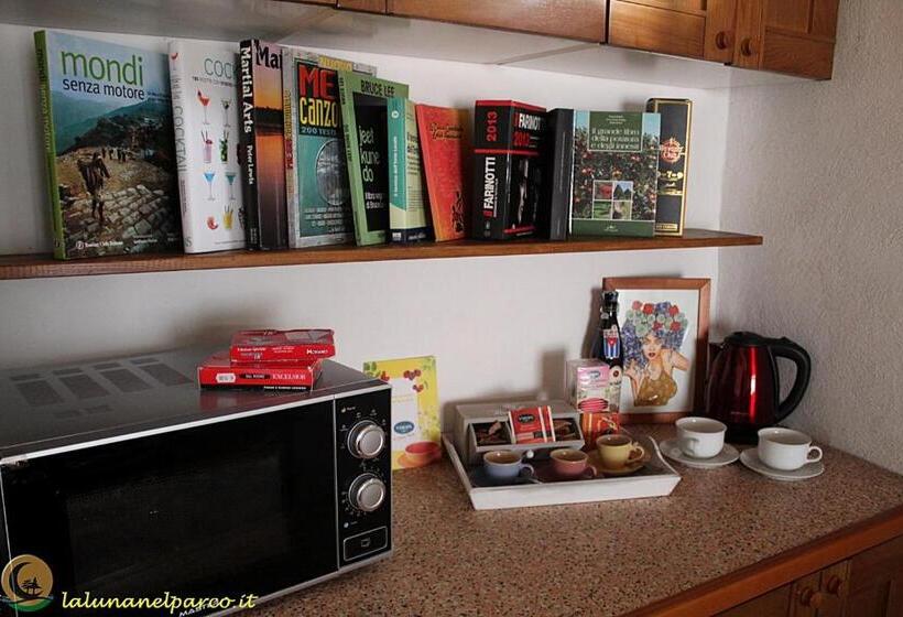 ベッドアンドブレックファースト La Luna Nel Parco