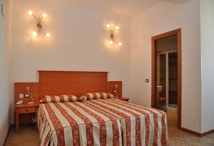 בית מלון כפרי Trattoria Mingaren Albergo