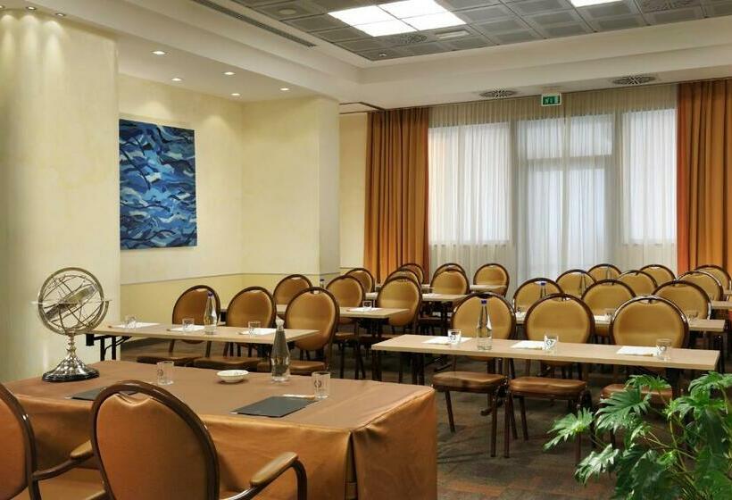 Fh55 Grand Hotel Mediterraneo