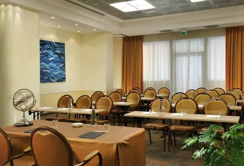 Fh55 Grand Hotel Mediterraneo