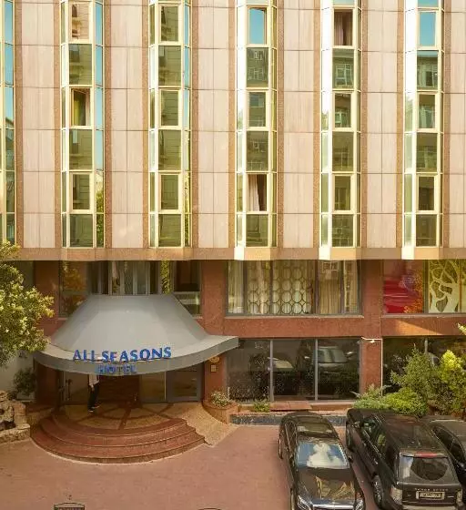Hotel All Seasons