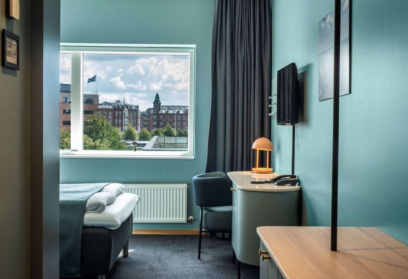 ホテル Scandic Aalborg City