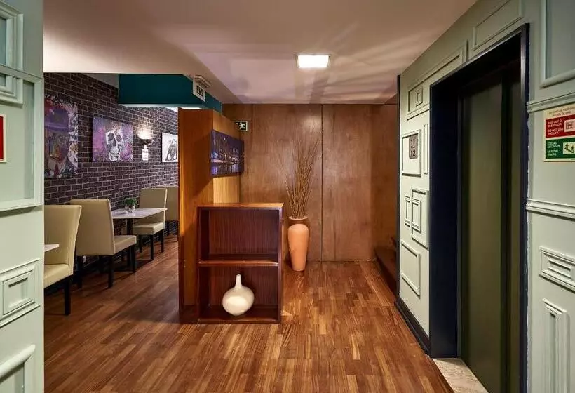 فندق Galeria Suite