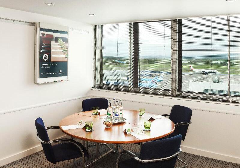 فندق Holiday Inn   Glasgow Airport, An Ihg