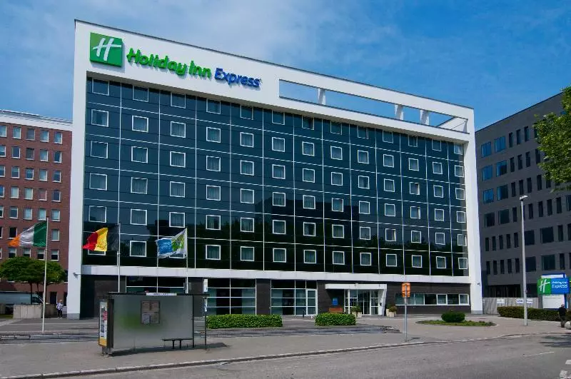 فندق Holiday Inn Express Antwerpen City North, An Ihg