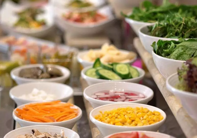 هتل Radisson Blu Martinez Beirut